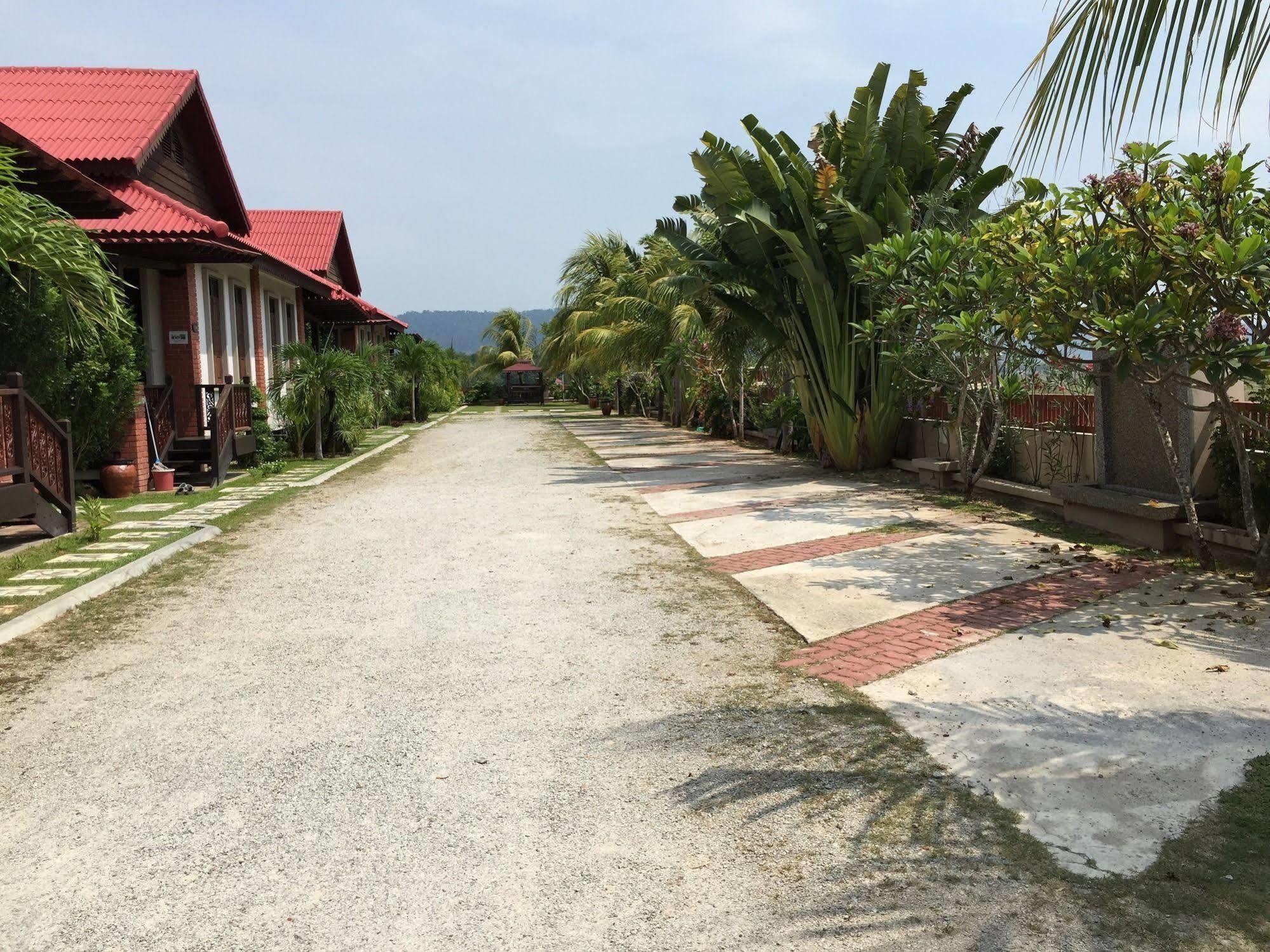 Jasmine Villa Pantai Cenang  Buitenkant foto